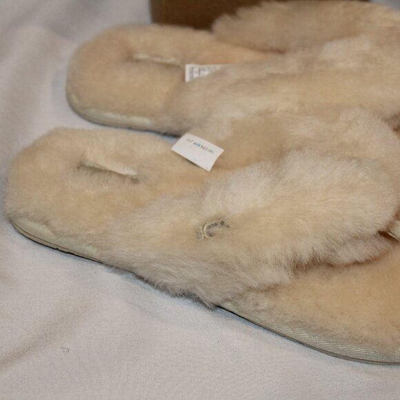 NIB UGG FLUFF FLIP FLOP NATURAL SANDAL SLIPPERS‎ - Picture 7 of 8